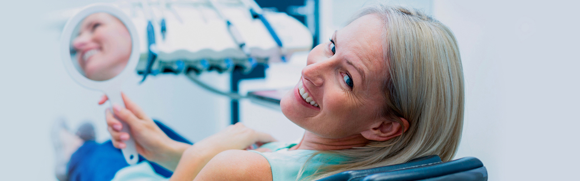 get your appointment for dental implants before easter